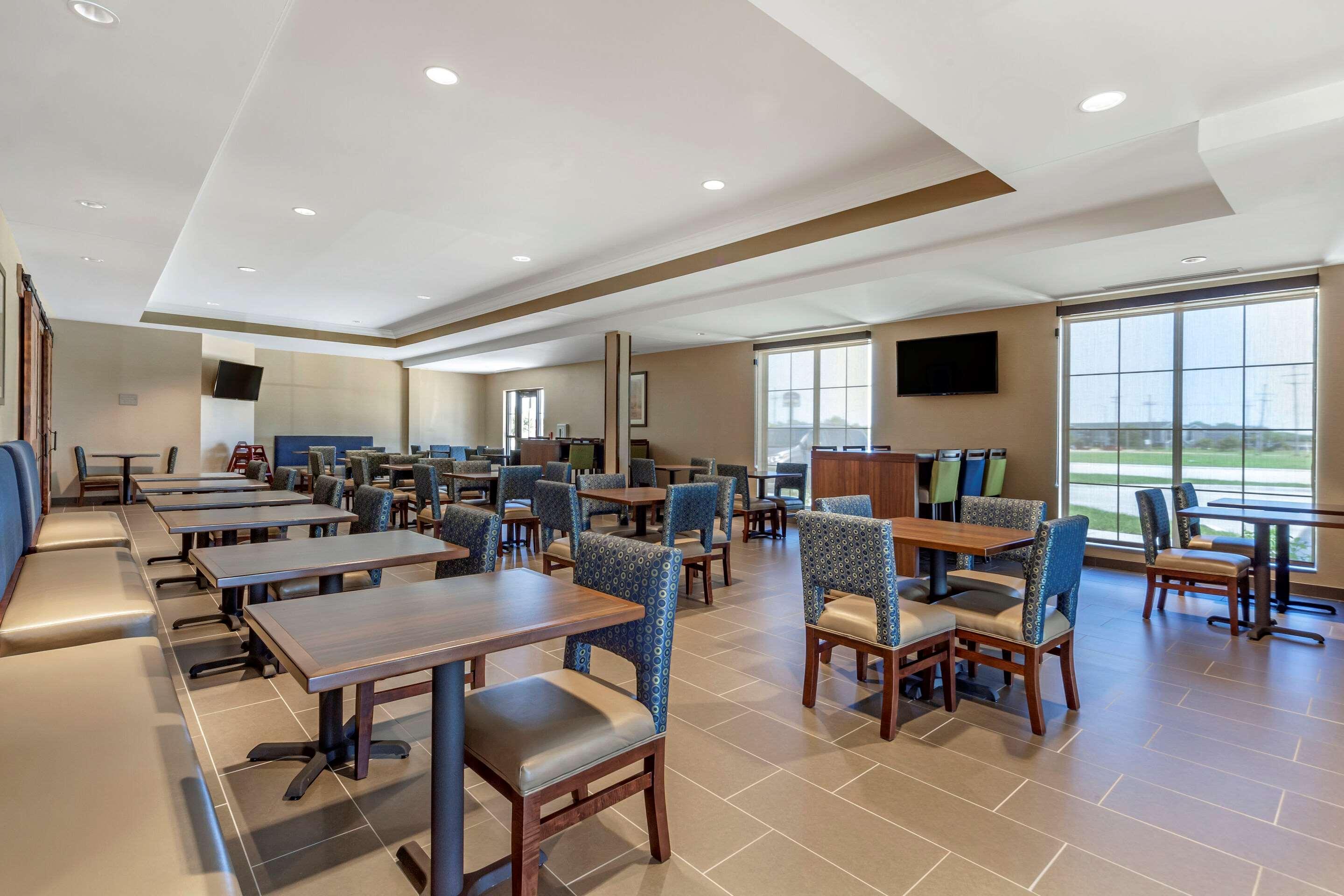 Comfort Suites Grand Island Ngoại thất bức ảnh