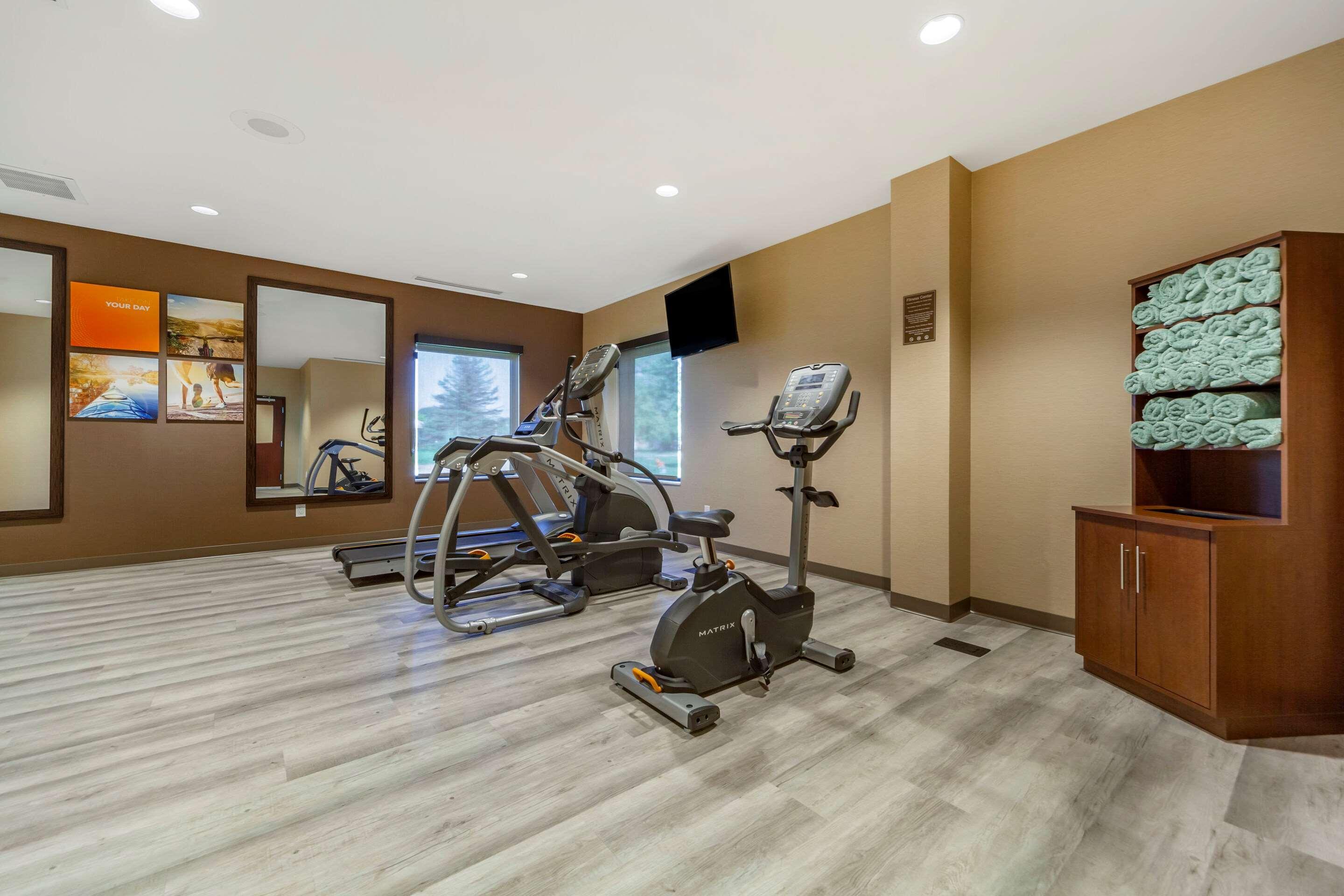 Comfort Suites Grand Island Ngoại thất bức ảnh