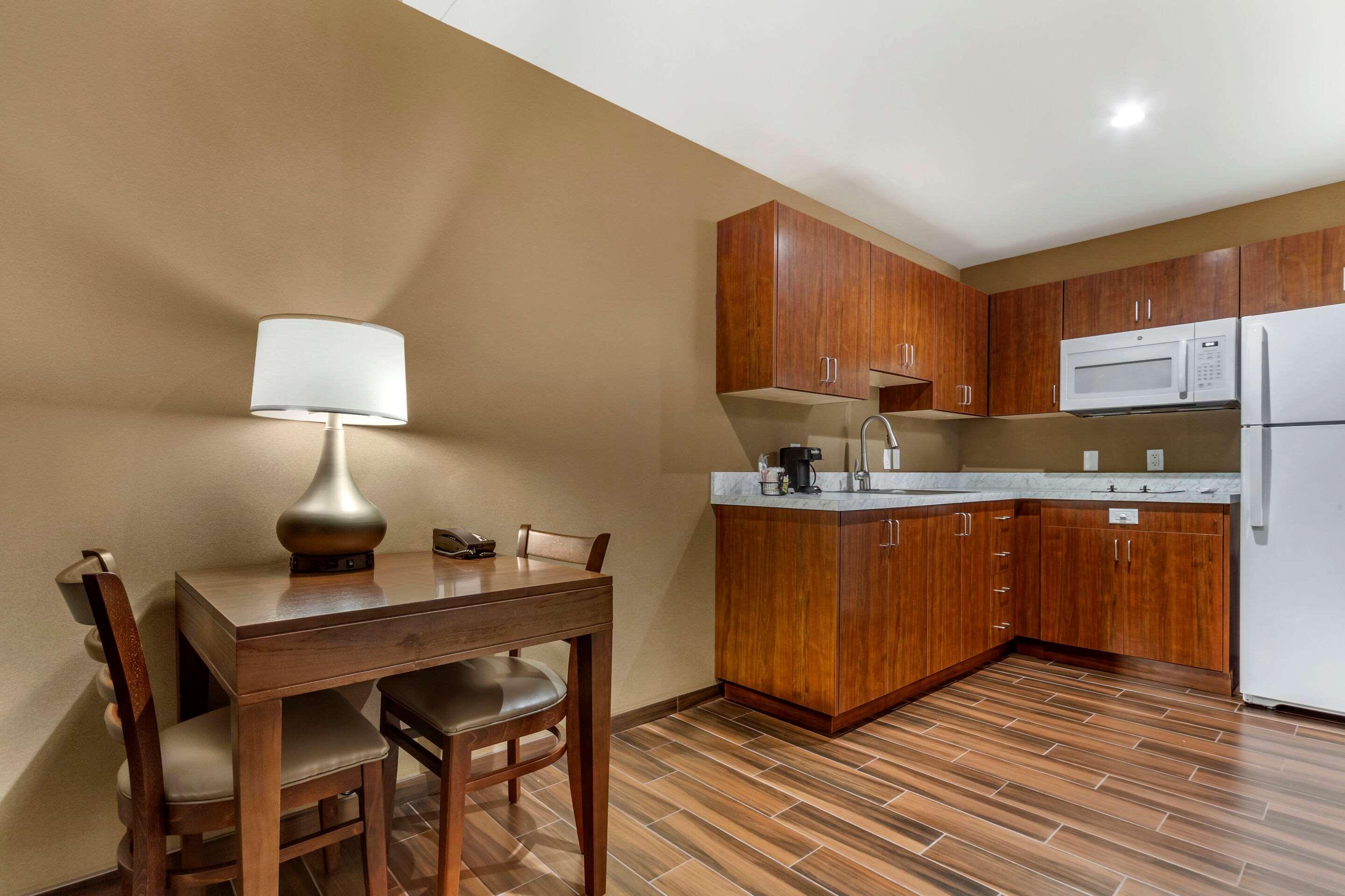 Comfort Suites Grand Island Ngoại thất bức ảnh